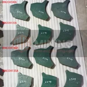 Lower Wear Plate B69274140A - for 690DTR VSI Crusher wear spare parts